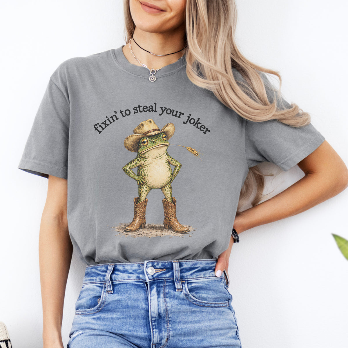 Camiseta «A punto de robarte tu comodín»