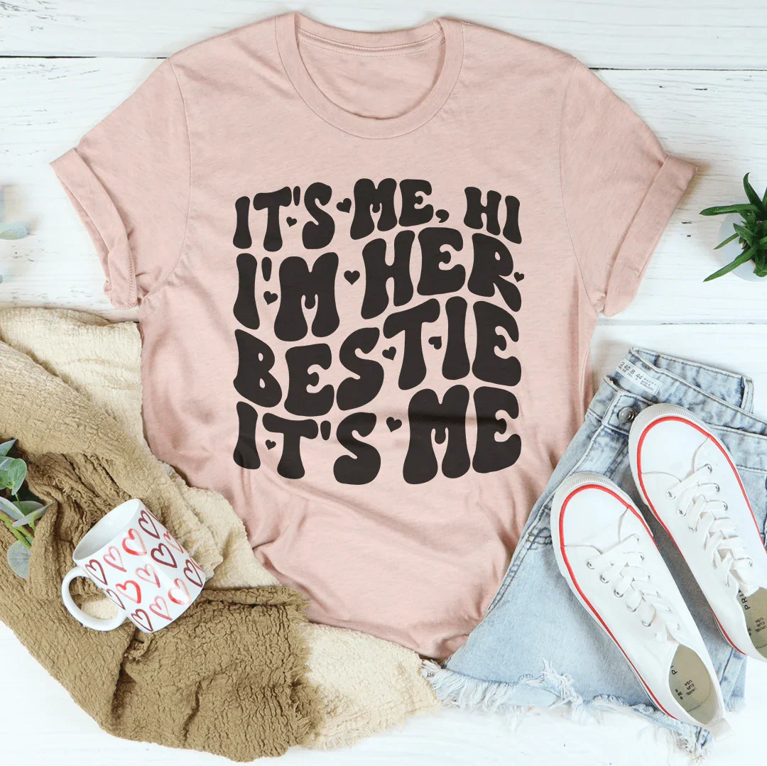 It's Me Hi I'm Her Bestie It's Me Tee Heather Prism Peach / S Peachy Sunday T-Shirt