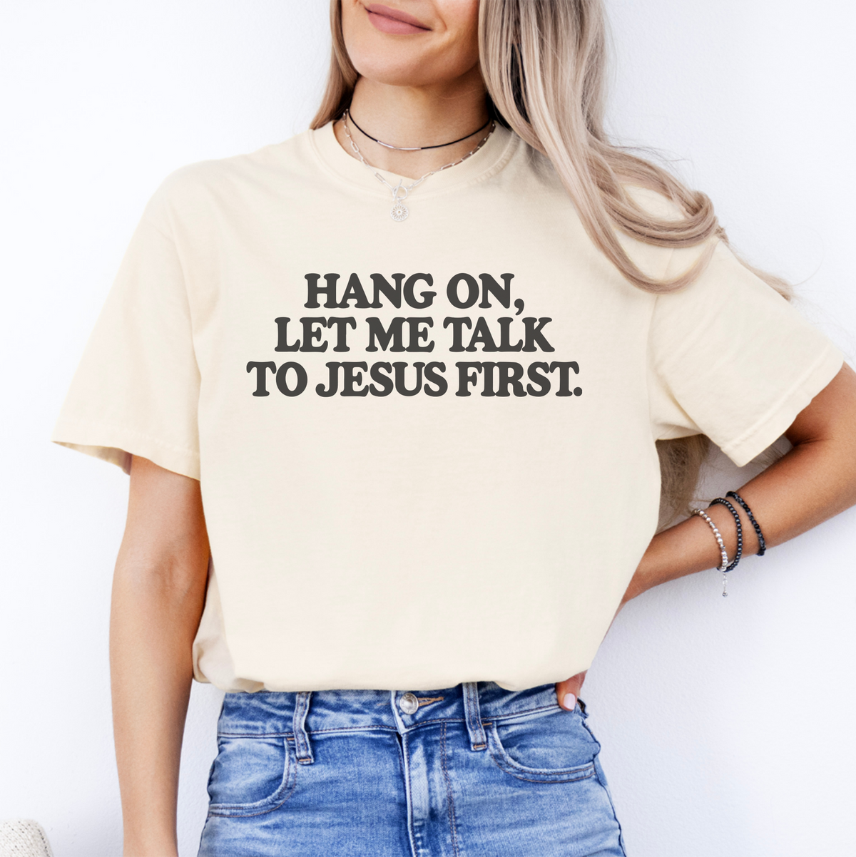 T-Shirt „Lass mich zuerst mit Jesus sprechen“