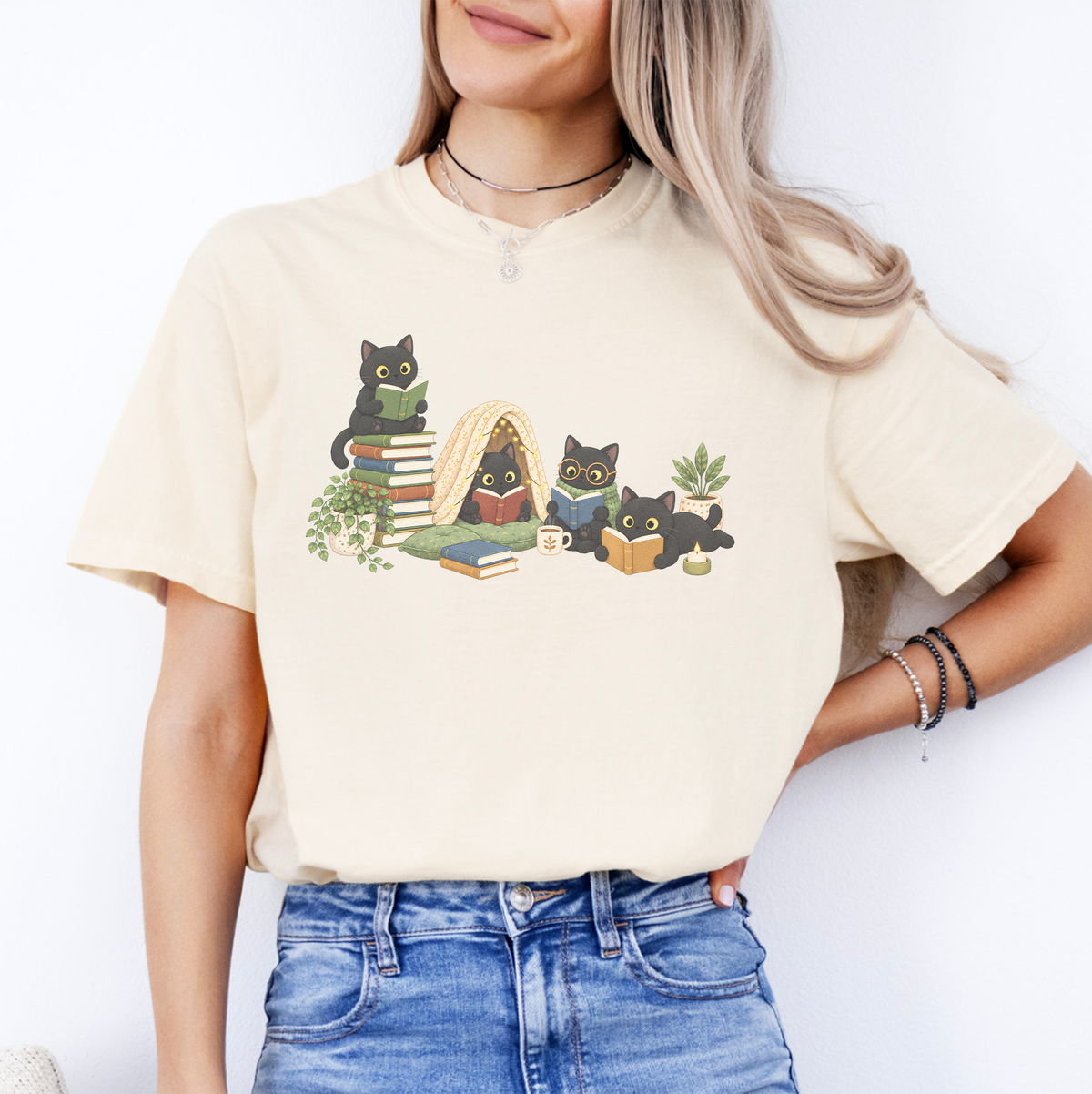 Black Cat Reading Tee