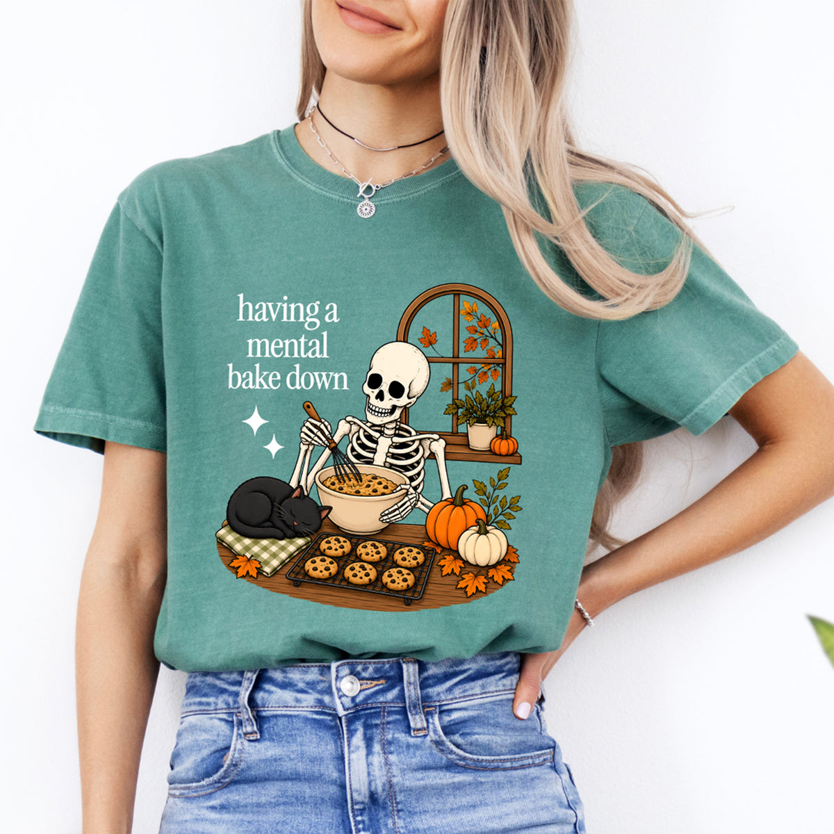 Grafik-T-Shirt mit Skelettbäcker „Having a Mental Bake Down“