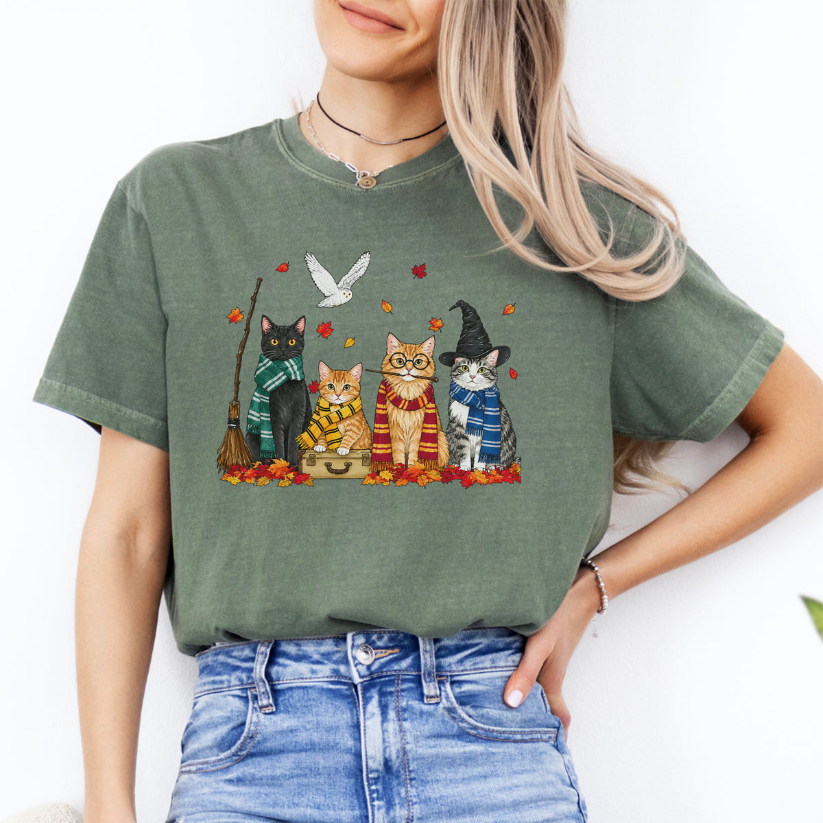T-shirt d’Halloween avec des chats sorciers