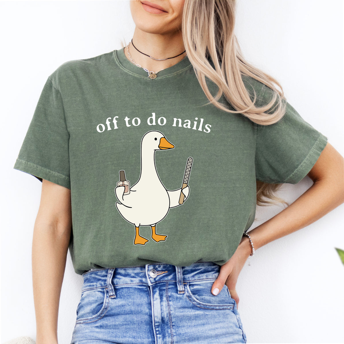 Camiseta «Off To Do Nails»
