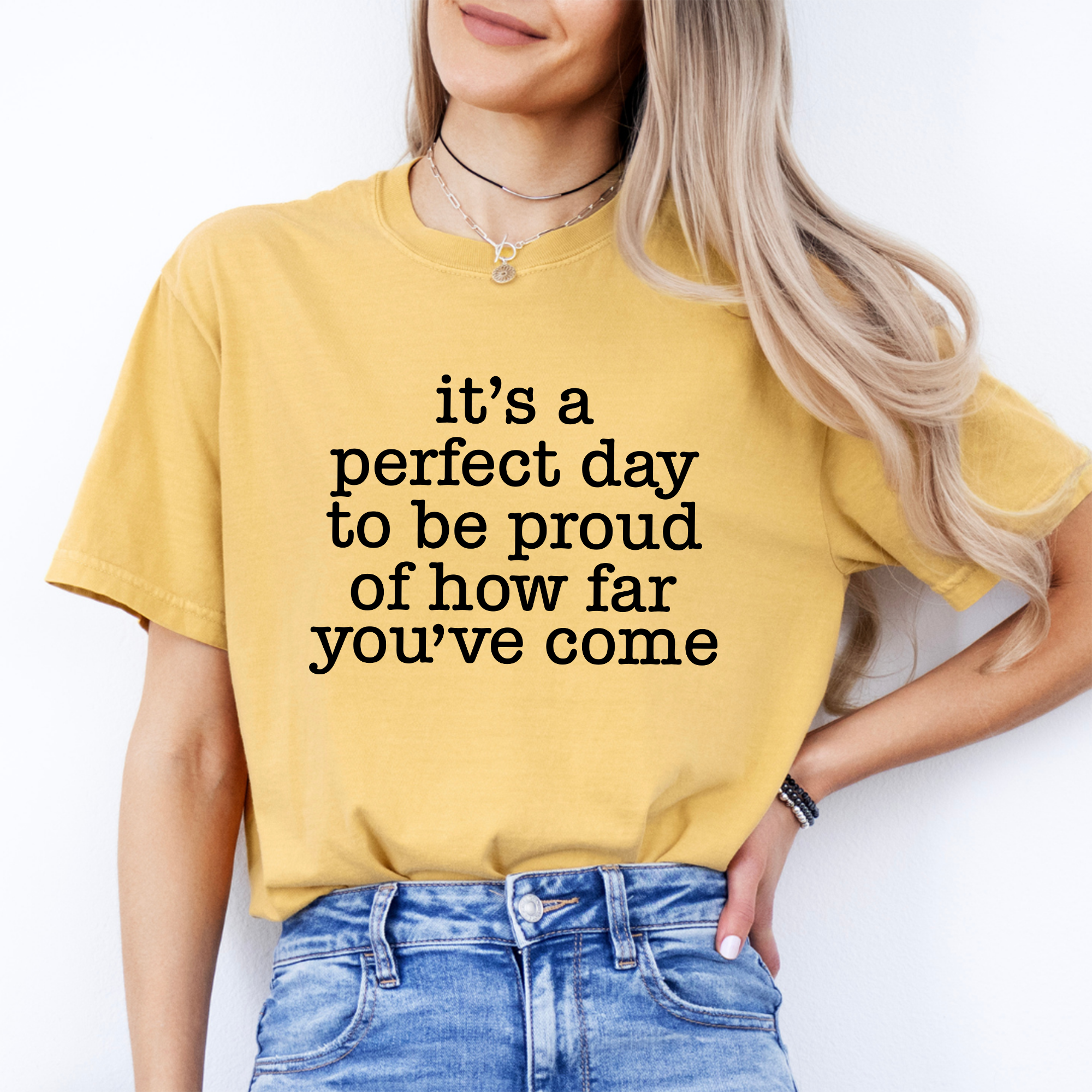 Camiseta «Es un día perfecto para sentir orgullo»