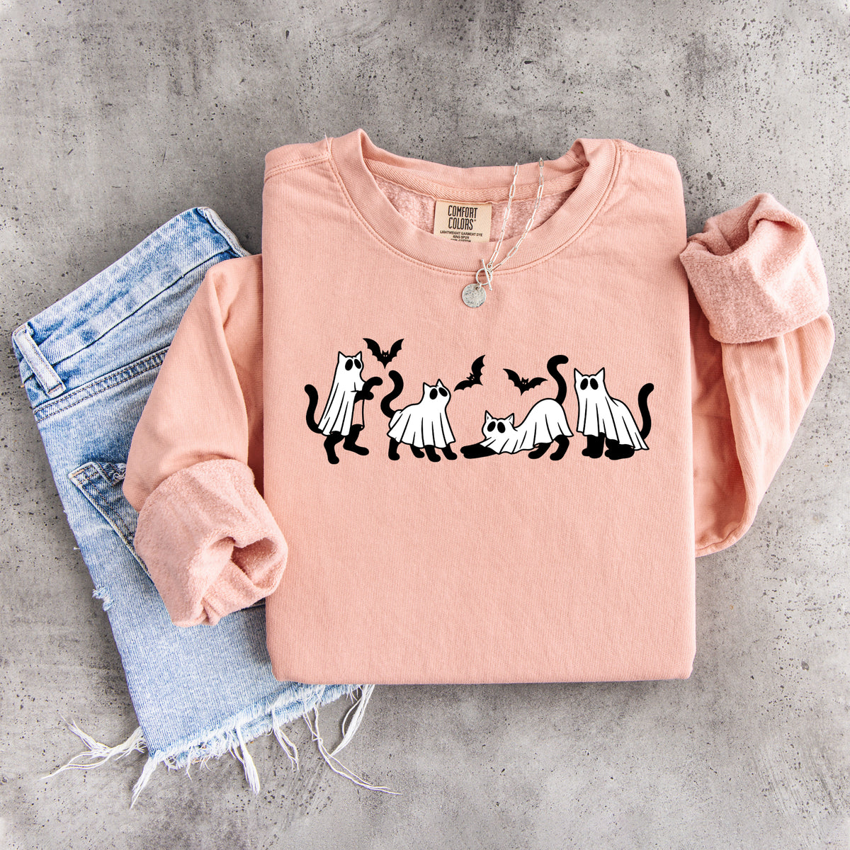 Sweat-shirt brodé « Chat fantôme »