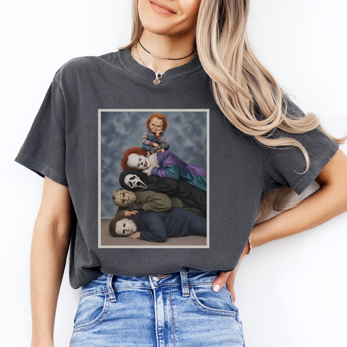 Vintage-T-Shirt mit Horror-Slasher-Motiv – „Unbeholfenes Familienporträt“