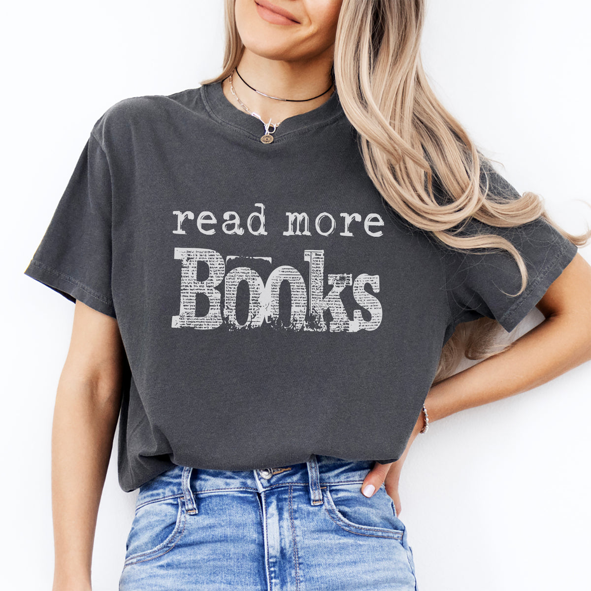 „Mehr Bücher lesen“ – kurzärmeliges literarisches Shirt für Bücherfans