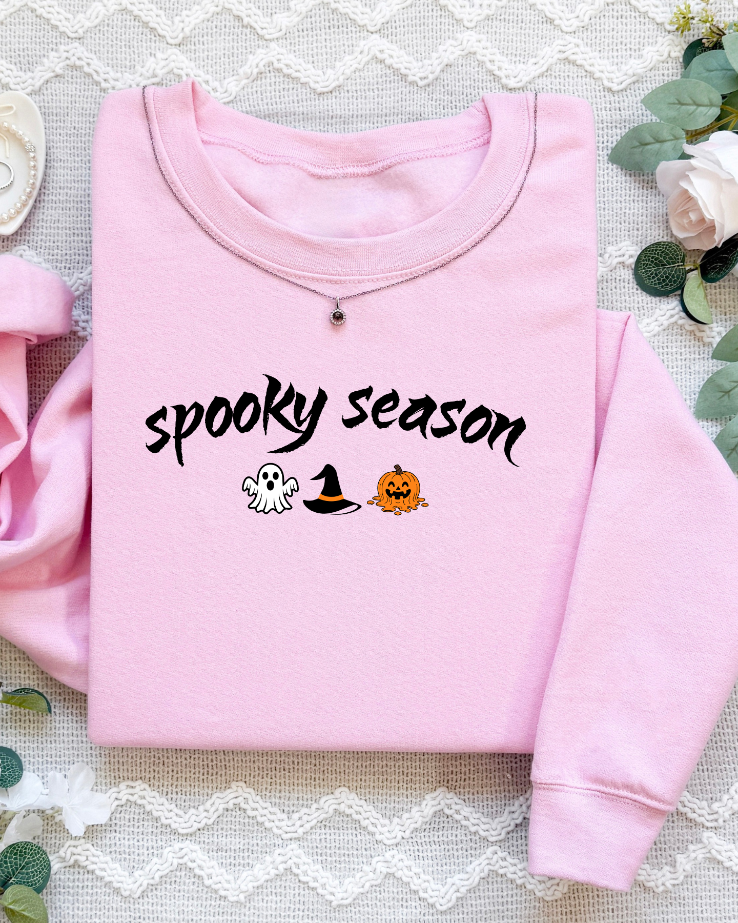 Sweat-shirt brodé « Saison des frissons »