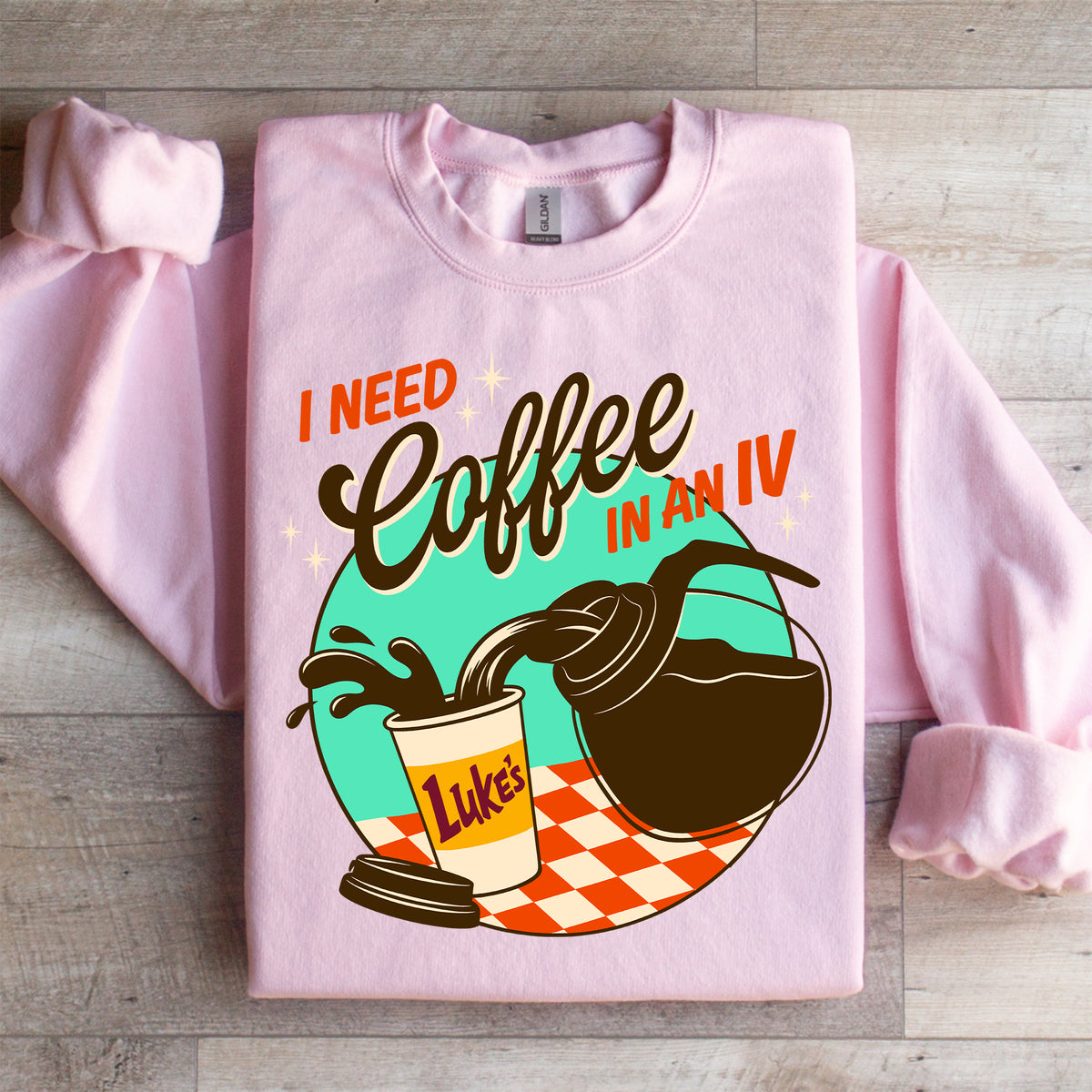 Ich brauche Kaffee in einem Av-Sweatshirt
