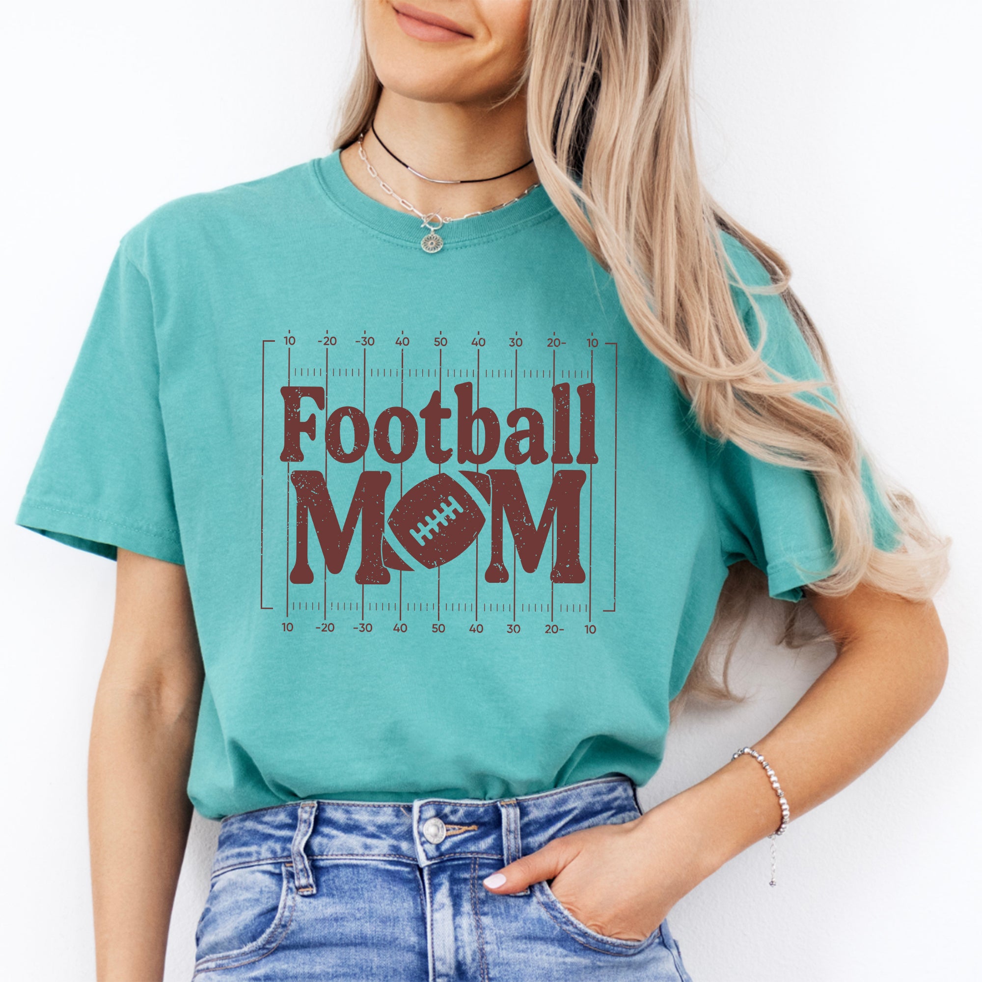 Retro-Football-Mama-T-Shirt
