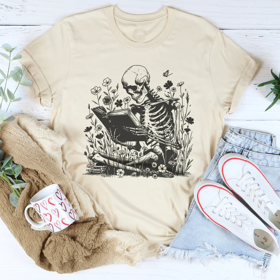 Skull With Books Tee Soft Cream / S Peachy Sunday T-Shirt