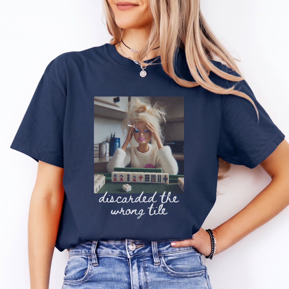 Retro doll mahjong graphic tee in true navy