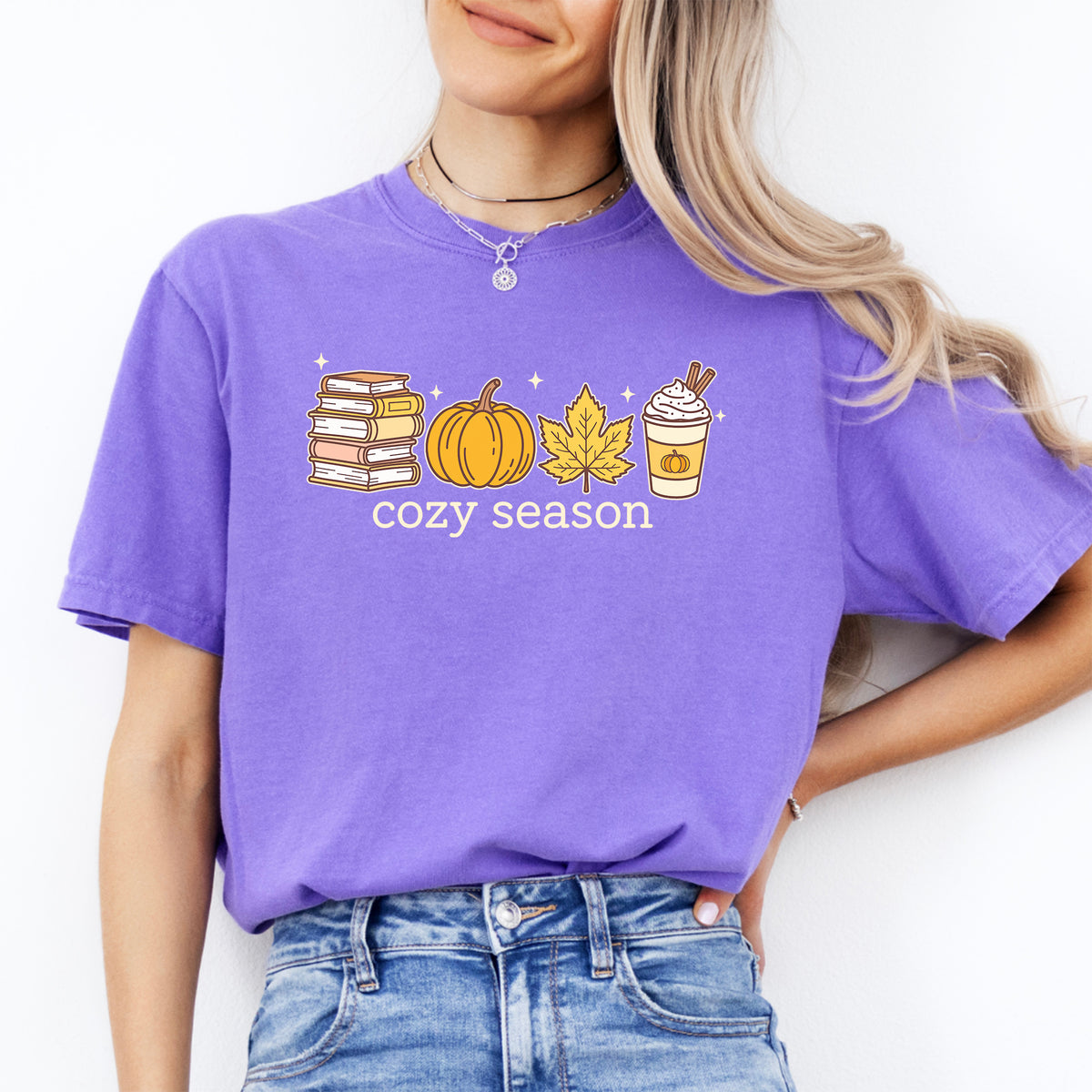 Camiseta mona para la temporada acogedora