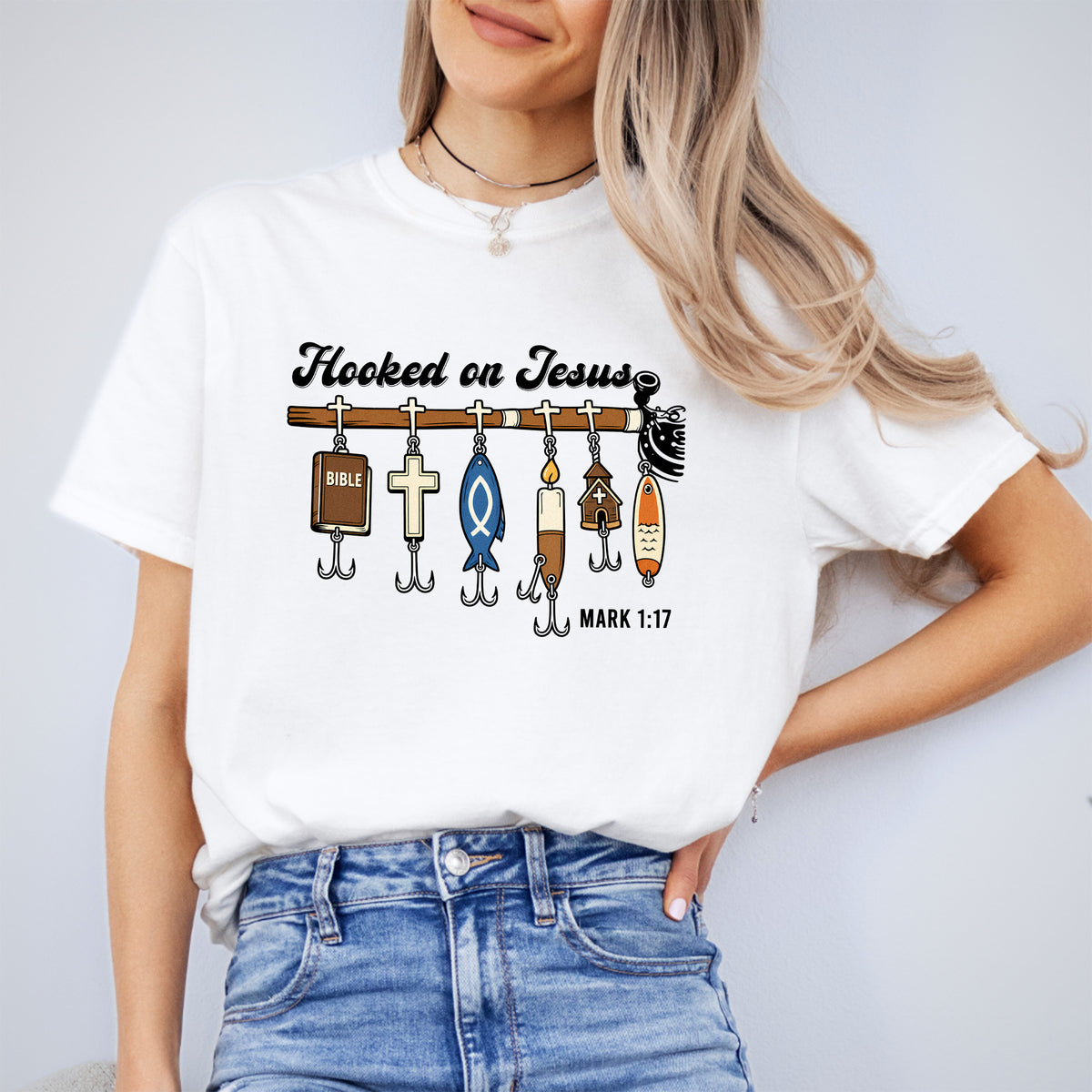 Christliches Angel-Grafikshirt „Hooked on Jesus“, Markus 1:17 – Glaubensshirt für Angler