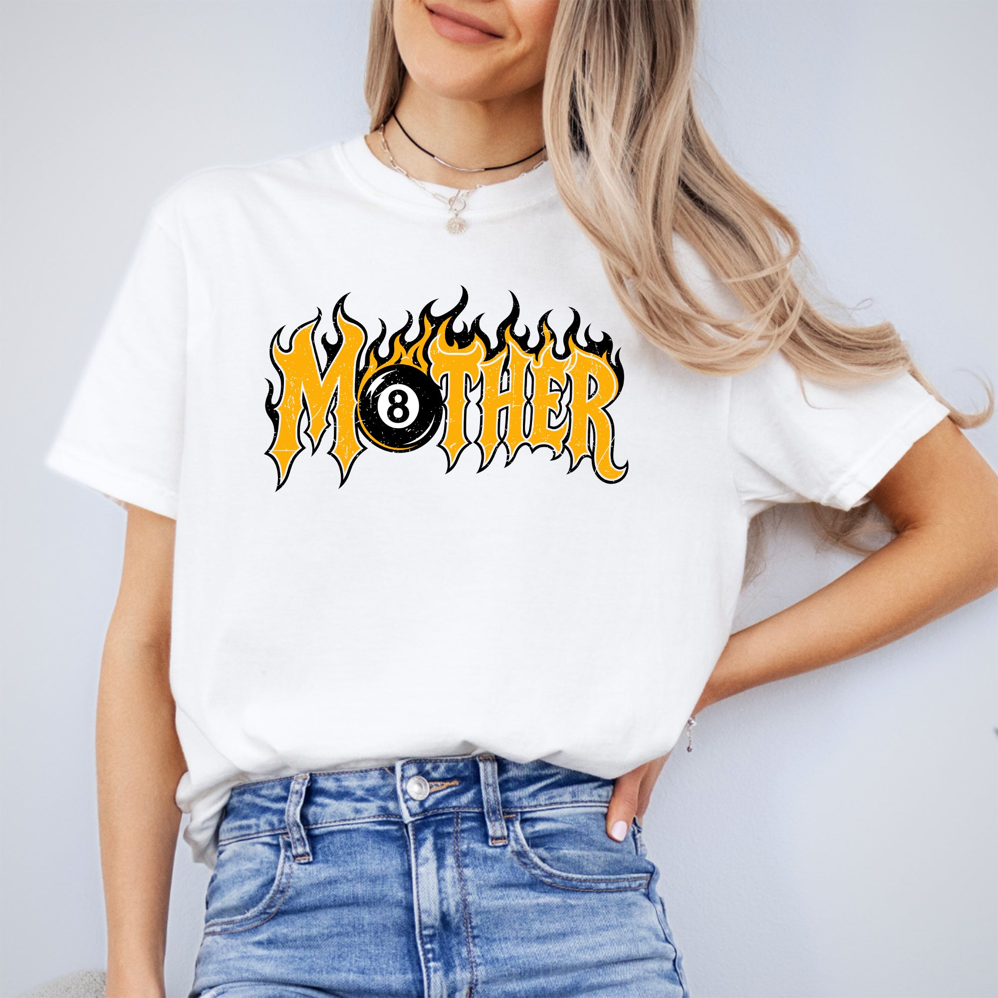 Trendiges 8-Ball-Mutter-T-Shirt