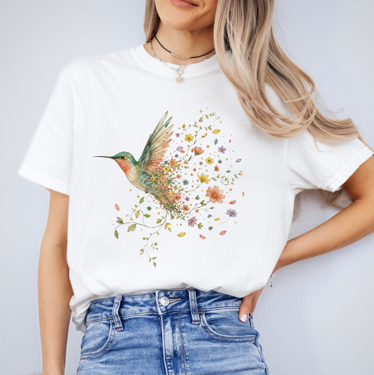 T-Shirt mit Kolibri und Wildblumen