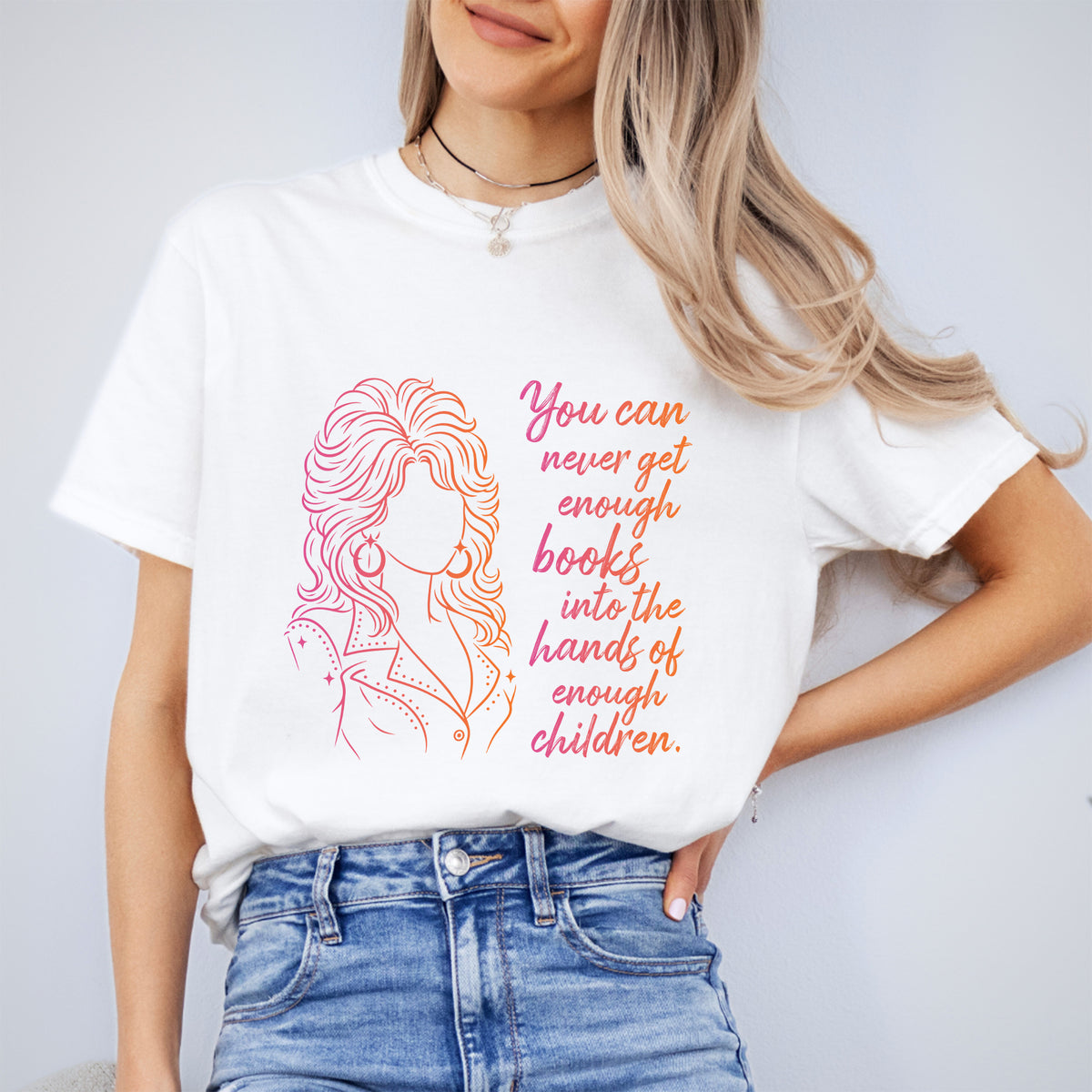 You Can Never Get Enough Books Dolly graphic t-shirt in white