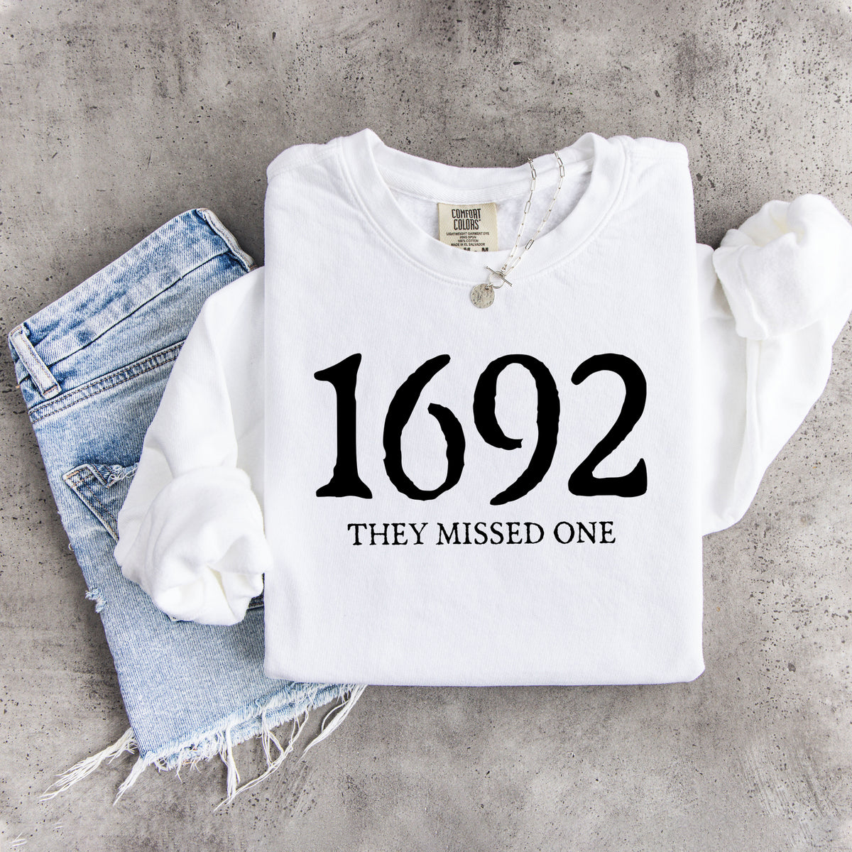 1692 Sie haben ein Sweatshirt vergessen