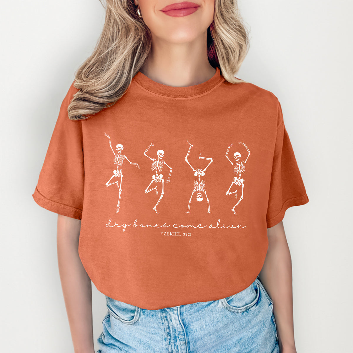 Camiseta «Los huesos secos cobran vida»