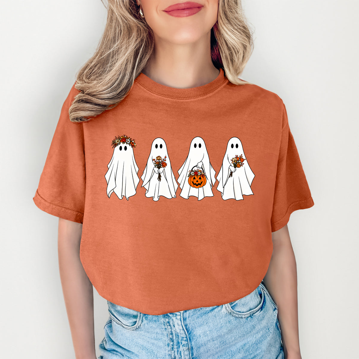 T-shirt graphique avec fantômes floraux et bouquet d’automne - T-shirt décontracté mignon et effrayant pour l’automne