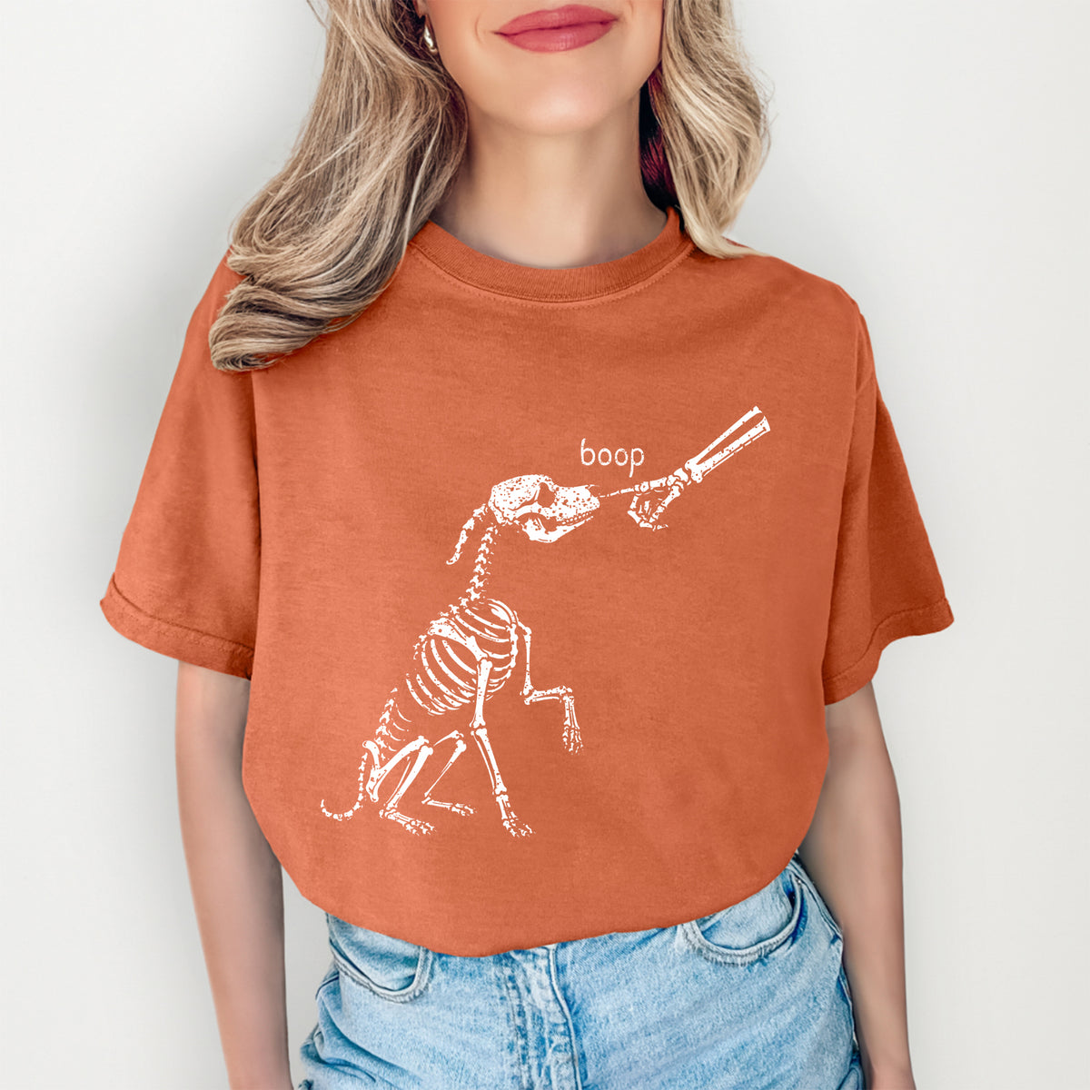 „boop“ Halloween-Shirt mit Skelett-Hund-Grafik – Niedliches gruseliges Haustier-Shirt
