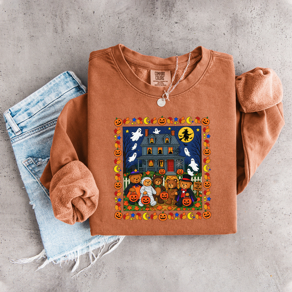 Sweat-shirt à col rond « Trick Or Treat Bears Haunted House »