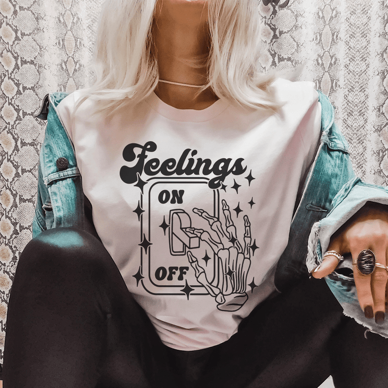Feeling On And Off Tee Pink / S Peachy Sunday T-Shirt